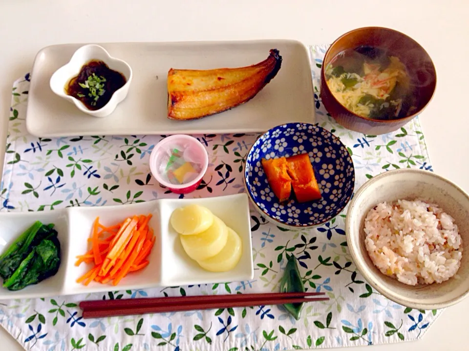 ふつーの和食！実家からもらったほっけ^_^|まいたろさん