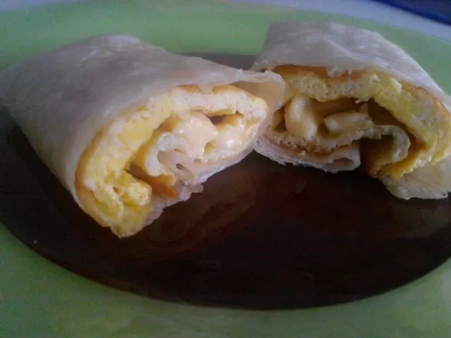 Egg and Cheese wrap|Jenica Cruzさん