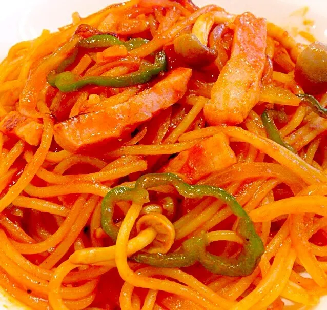 Snapdishの料理写真:Napolitan Spaghetti|Liezlさん