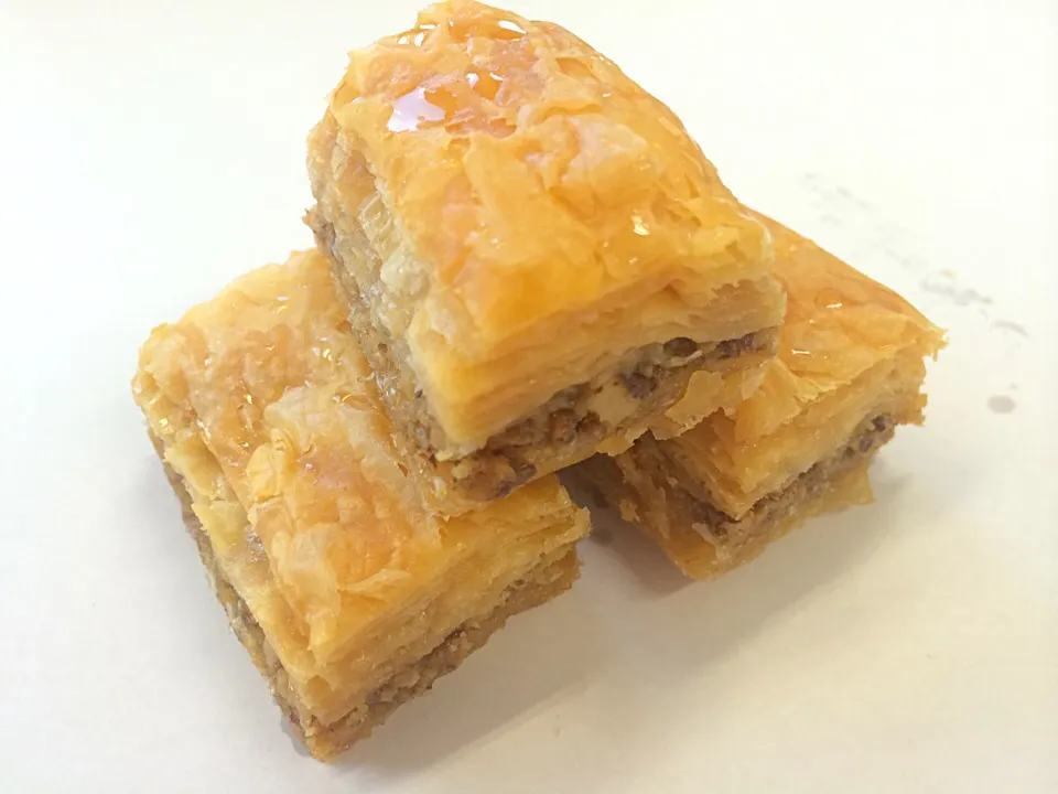 トルコのスウィーツ・バクラヴァ(Baklava)@池袋・デギルメン(DEGIRMEN BAKERY)|juneshunさん