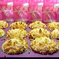 Pear crumble muffins|Rhiannon Pearsonさん