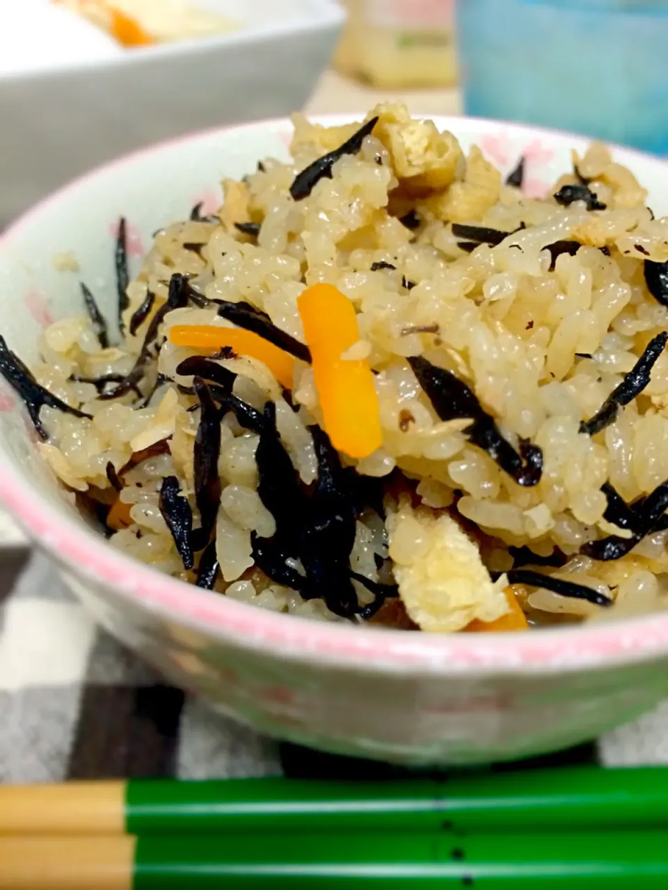 やまくみ ♡さんの料理 ひじきご飯♪|さくらさん