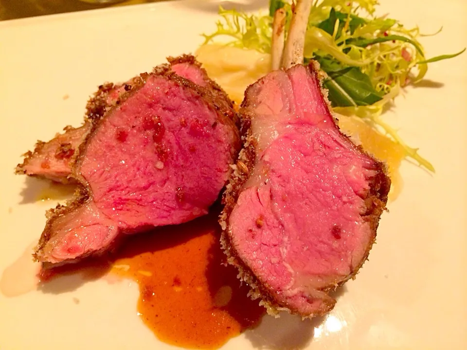 Snapdishの料理写真:Spiced crusted Welsh rack of lamb|Carin Tayさん