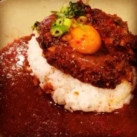 Snapdishの料理写真:ゴールデンウイークも勿論営業してますYO☆
店長オススメ「キーマカレー」に「牛スジカレー」をトッピング！
「キーマアイランド」|Atsushi Imaizumiさん