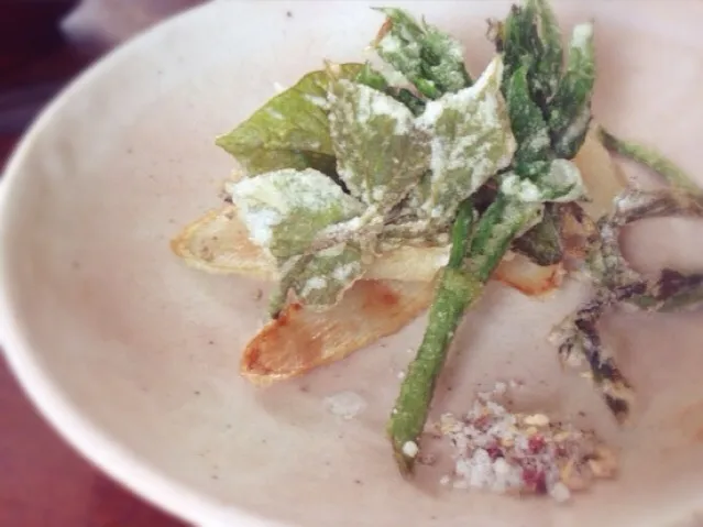 コーンスターチで揚げるカリッカリの中華揚げ|まちまちこさん