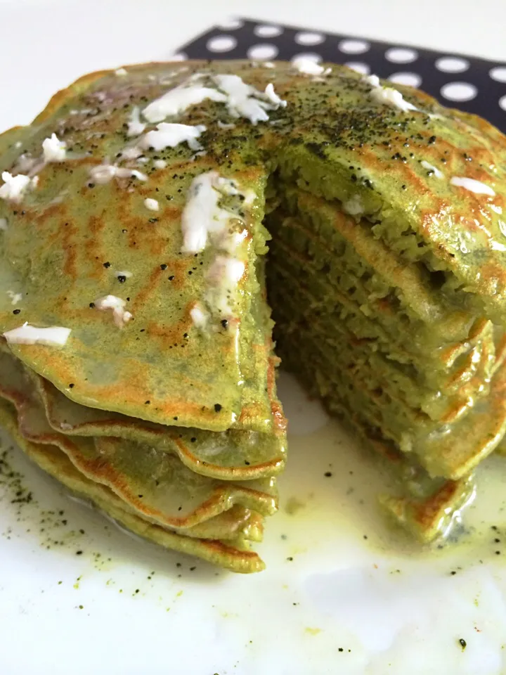 Matcha pancakes with white chocolate|12Dragonさん