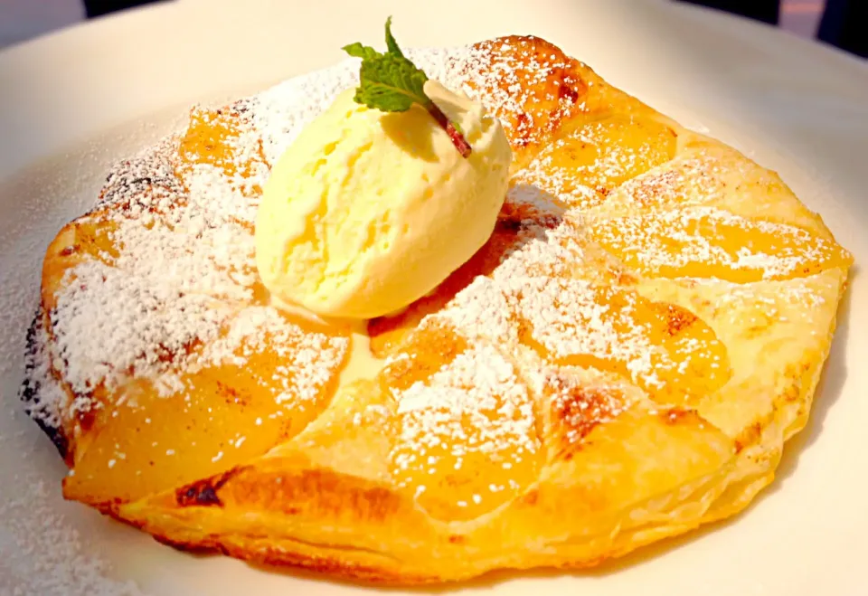 Vanilla Ice on Apple Pie|Liezlさん