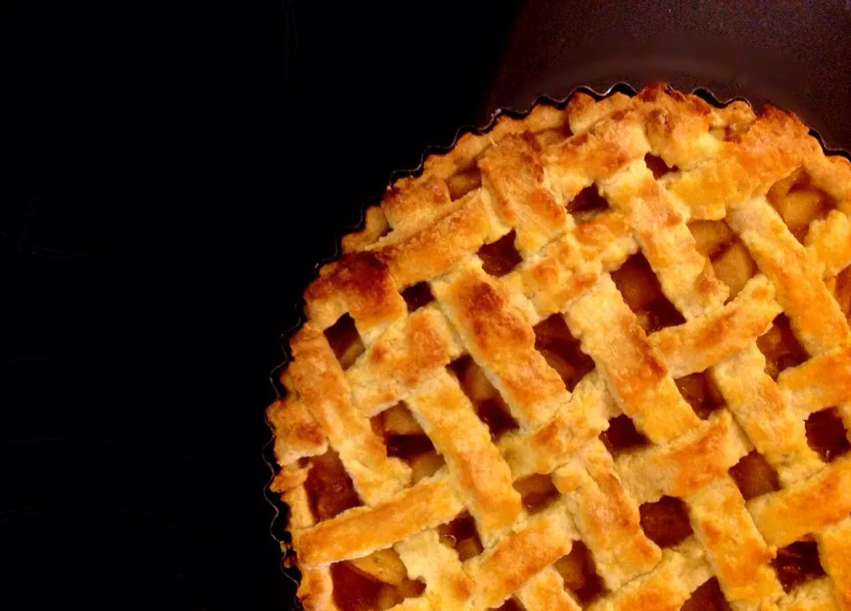 Apple pie http://instagram.com/p/nPlTBRglFo/|brendieeeさん