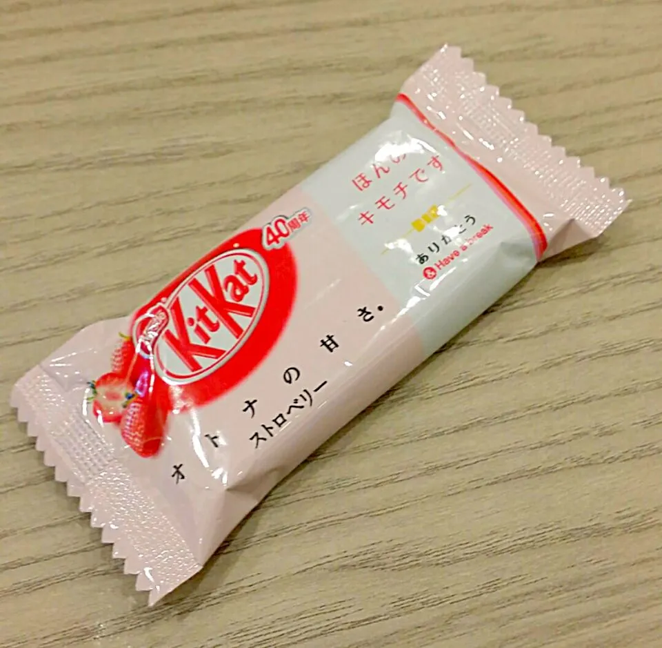 strawberry kit kat...|princessjoさん