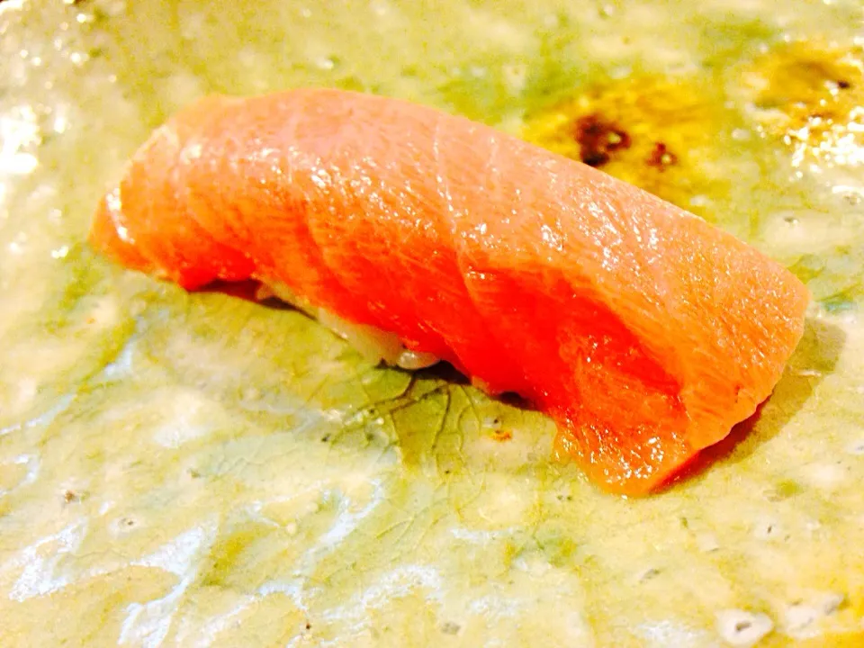 Snapdishの料理写真:Otoro sushi|Obeoom Jumsai Na Ayudhyaさん