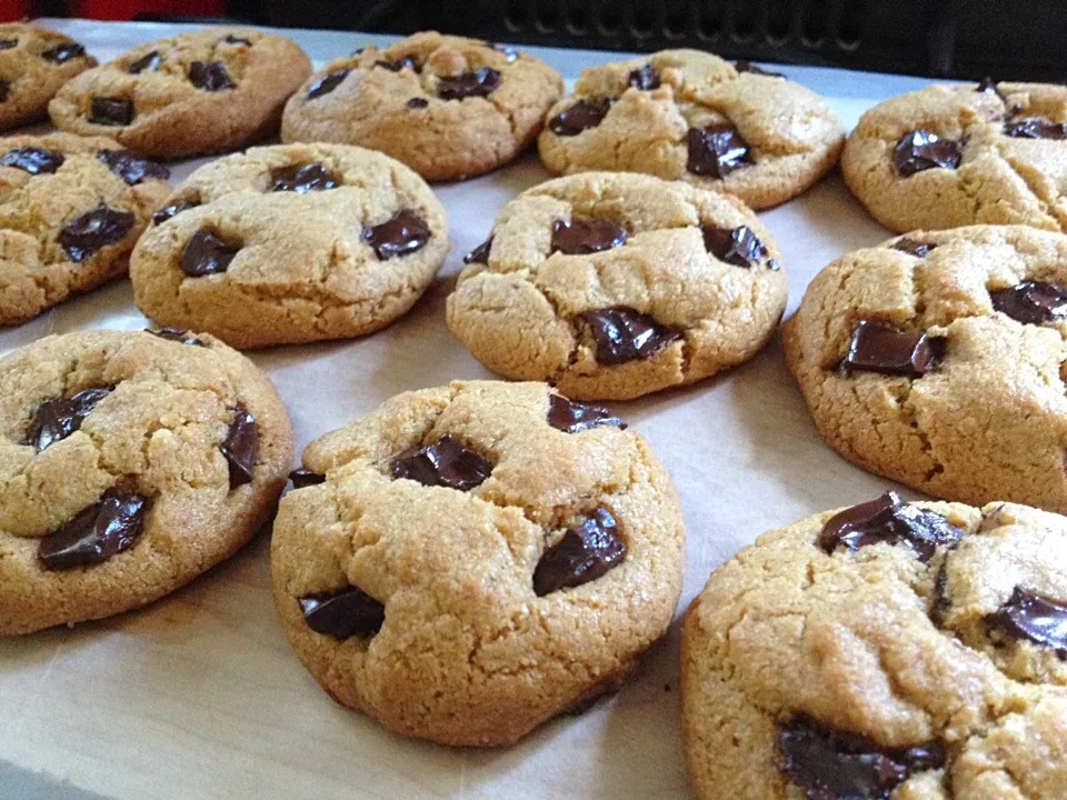 Chewy whole wheat chocolate chip cookies with Coconuts oil|ayakin skywalkerさん