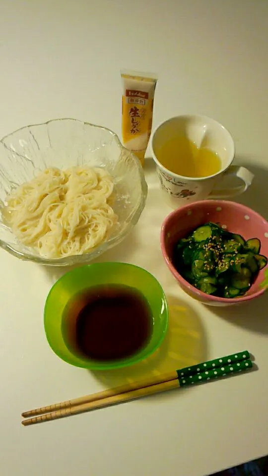 素麺ランチ　～塩もみキュウリを添えて～|かなさん