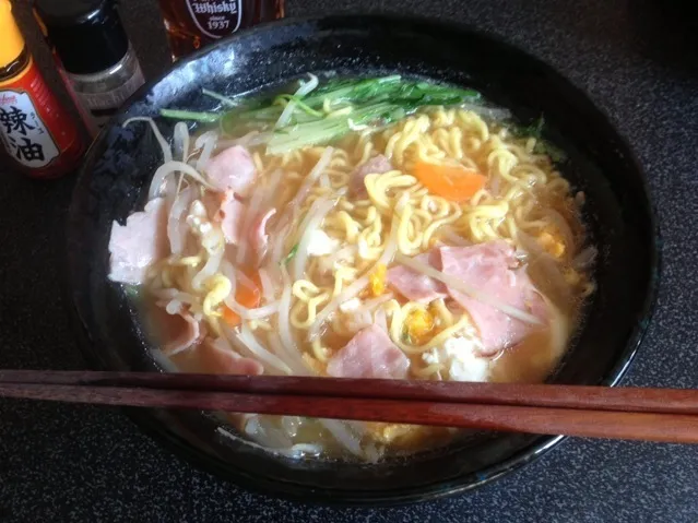 ラ王袋麺、味噌！( ^_^)/~~~💫|サソリさん