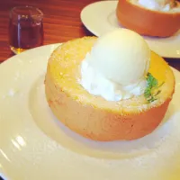 Snapdishの料理写真:うふふのスフレパンケーキ♡|ゆーうりんさん