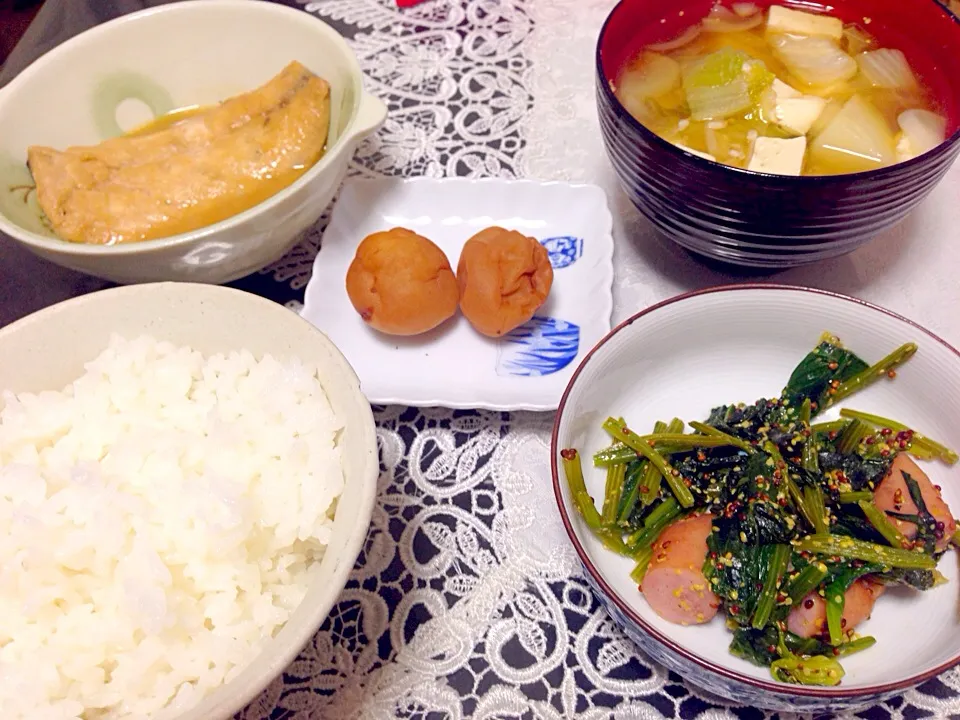 ほうれん草とウインナーの粒マスタード炒めの晩ご飯|やすさん