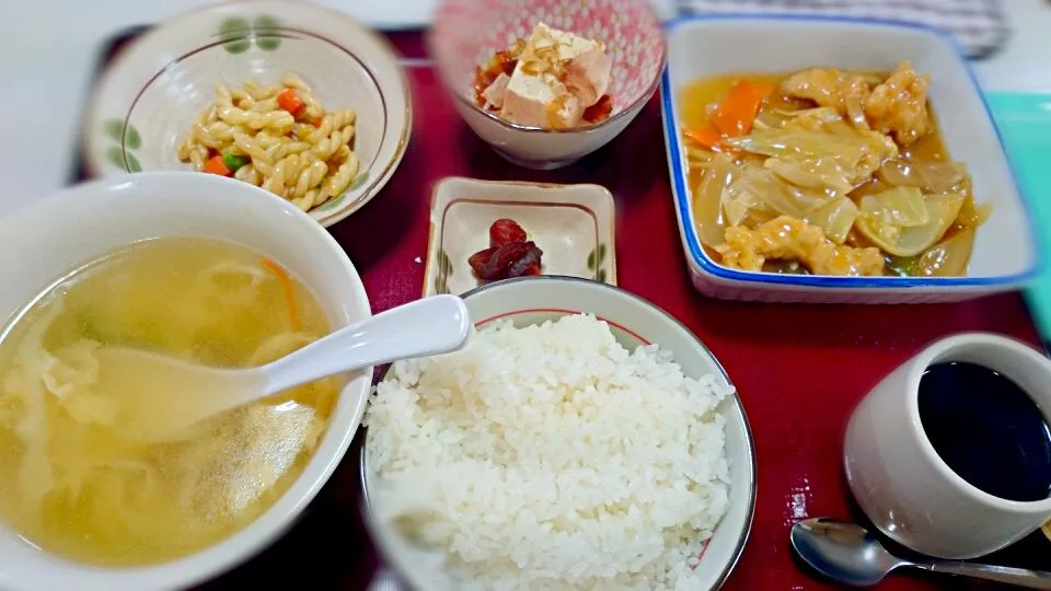 日曜のお昼ご飯は、日替わり定食に。鶏の甘煮～|yokoさん