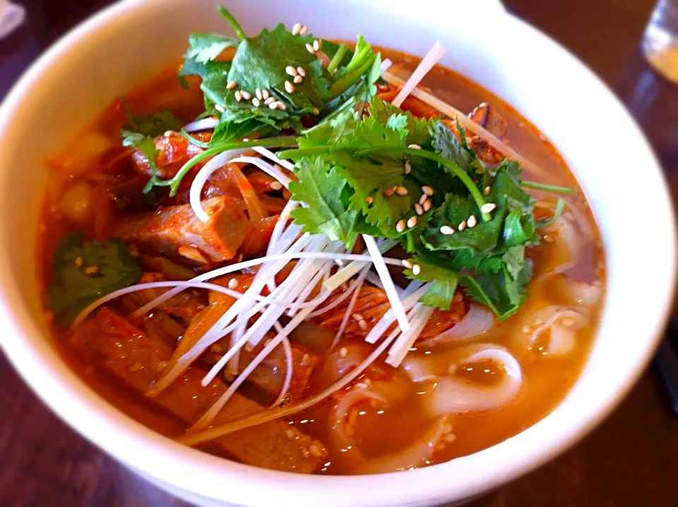 葱と煮込みチャーシューの刀削麺|リフルシャッフルさん