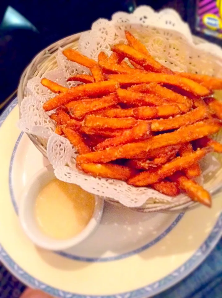 SwEeT PoTaTo FriEs NevEr GeTs AnY BeTTeR ThaN ThiS..|GeMzKiTchさん