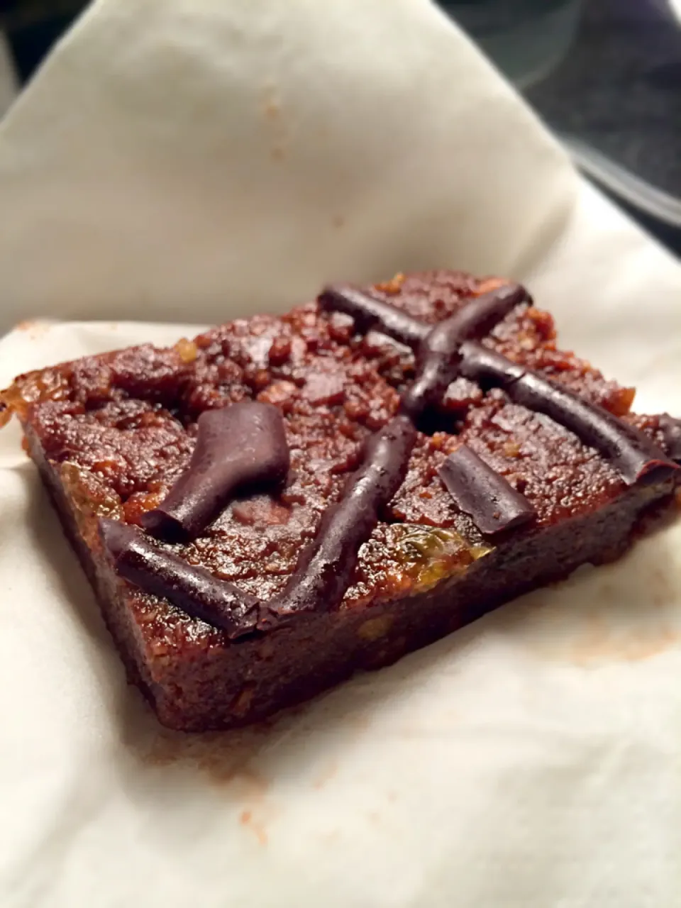 Gooey chocolate and dried fruit thing|Eviliseさん