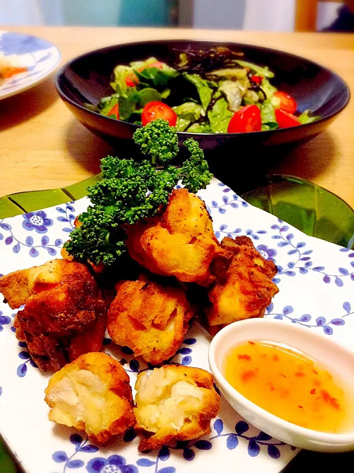 Snapdishの料理写真:鶏肉と高野豆腐のコロコロ揚げ|かずきっちんさん