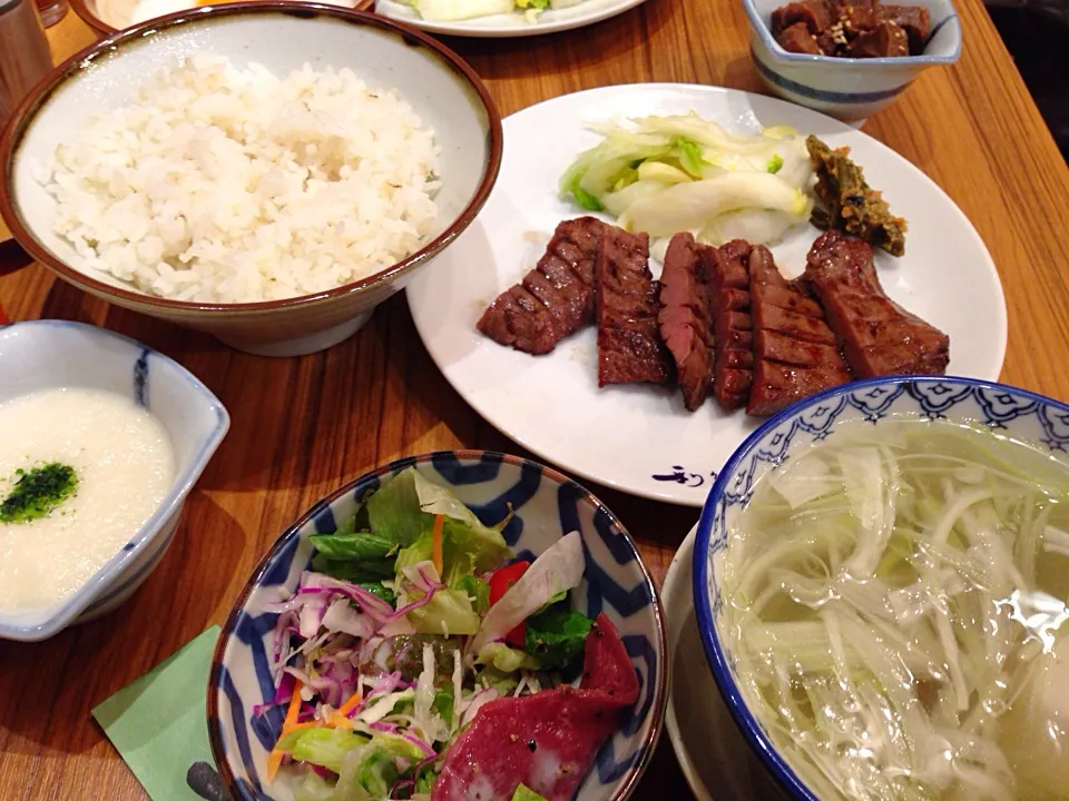 利久 牛タン定食|愛ペガさん