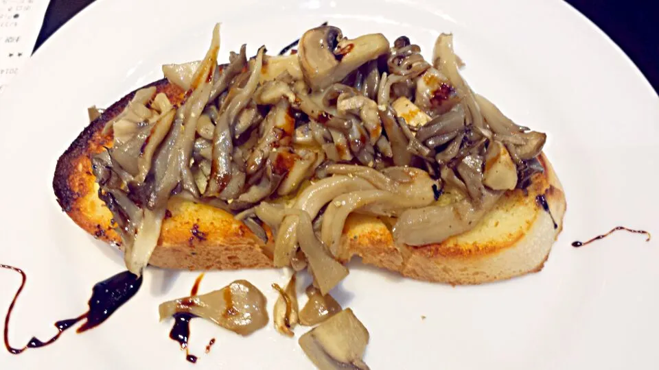 italian Bread with mushroom|joさん