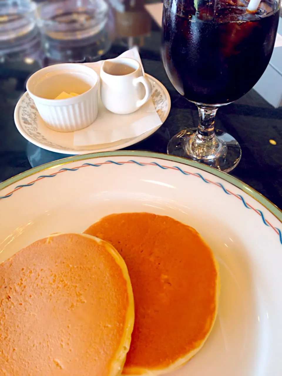 朝食は、パンケーキとアイスコーヒー|zeroweb_bossさん