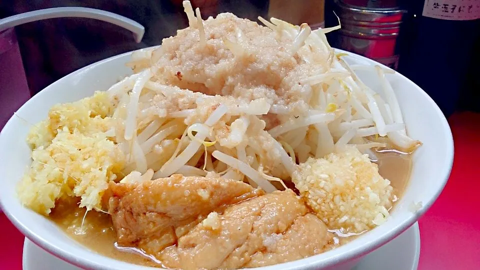 用心棒のラーメン+ショウガW+ニンニク+脂ちょい @神保町|大脇さん