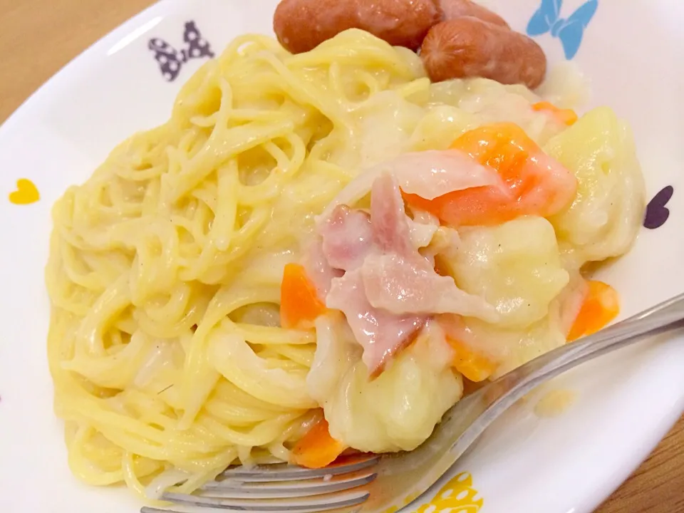 シチューでクリームパスタ|しおんさん