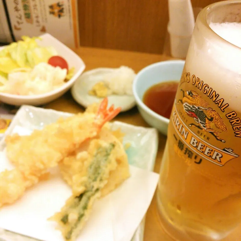 Snapdishの料理写真:てんやの生ビールセット|トミーサクさん