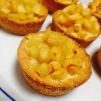 Snapdishの料理写真:Mini Apple Tart|hitokouedaさん