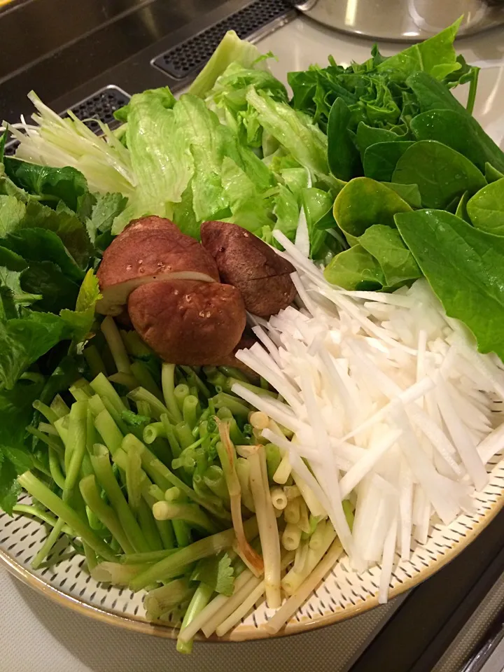 今日の鶏鍋の野菜達|Ayakoさん