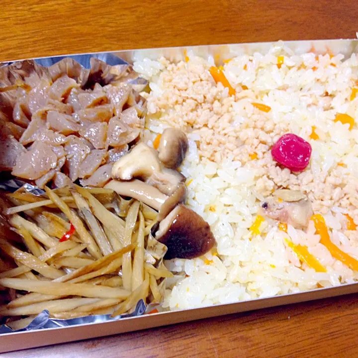 Snapdishの料理写真:新幹線用の折り詰め弁当|舐め子さん