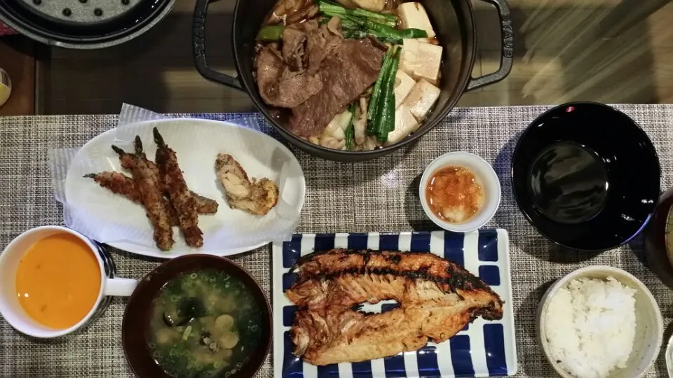 肉豆腐＆グジ（甘鯛）の開き＆アスパラと筍の肉巻きフライ♡|katemosさん