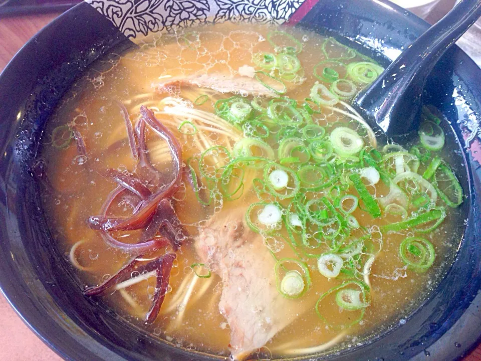 とんこつ醤油ラーメン|こななちゃんさん