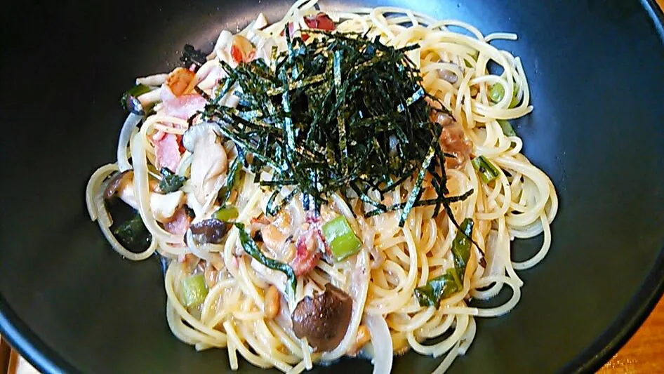 納豆とベーコンとからし菜の梅風味パスタ|harumiさん