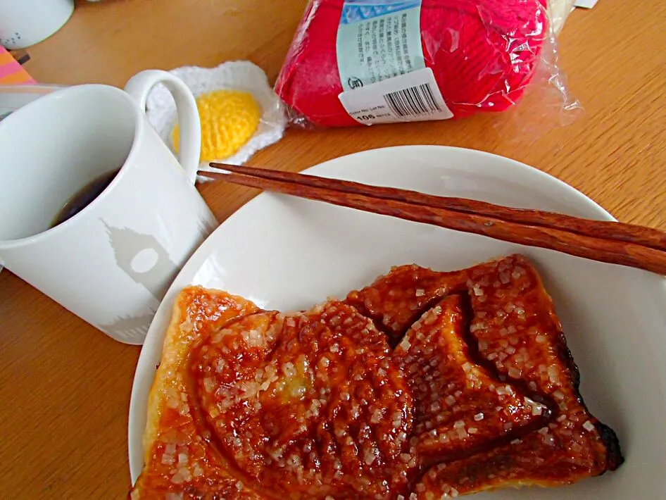 クロワッサン鯛焼き♪|ちびめがさん