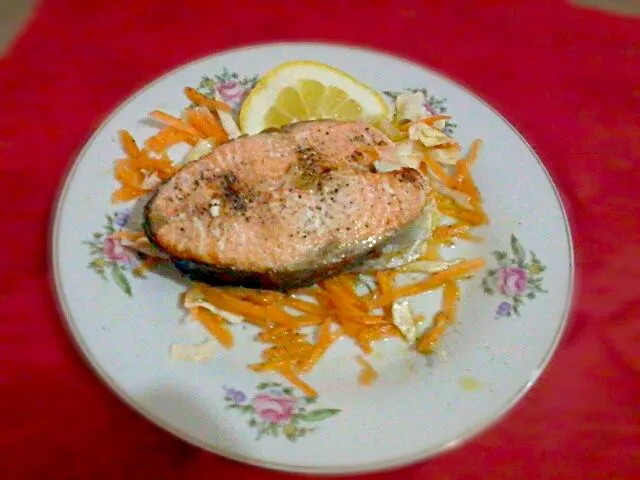 Fresh salmon with carrot ^_^|matildaさん