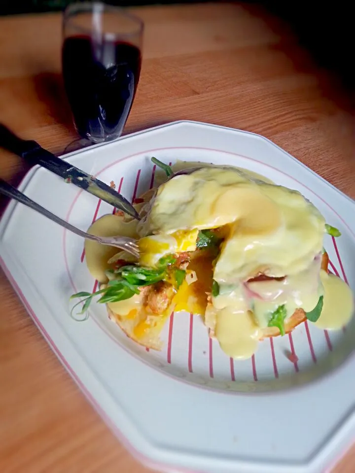 Eggs Benedict on a grilled cheese sandwich instead of English Muffin|Elaさん