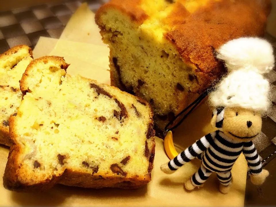 真夜中にプツプツバナナが気になって…チョコバナナパウンド😣😴|かわうそくん(^^)さん