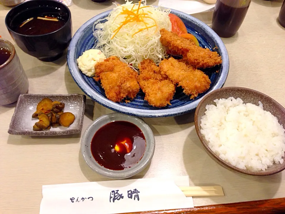 Snapdishの料理写真:一口カツ定食(^O^)／|すかラインさん