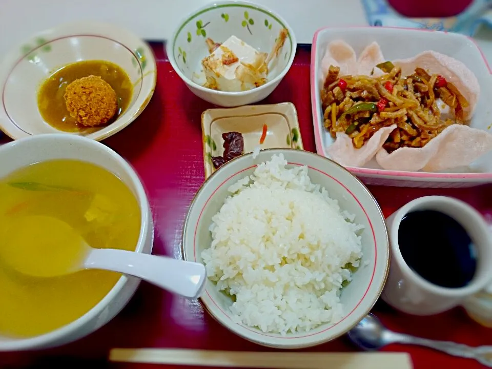 日替わり定食。豚肉の青椒肉絲。|yokoさん