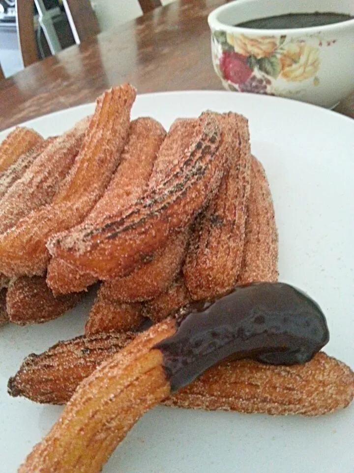 Snapdishの料理写真:my first attempt churros with choc sauce!!|김지희さん