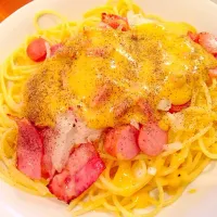 Snapdishの料理写真:カルボナーラに玉ねぎを少々|Masuko Ryuichiさん