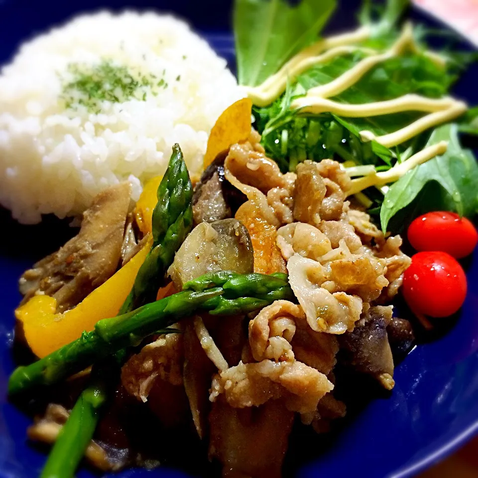 Snapdishの料理写真:吉野亜矢子ちゃんの料理 いろいろ野菜の胡麻味噌Bowl|honamiさん