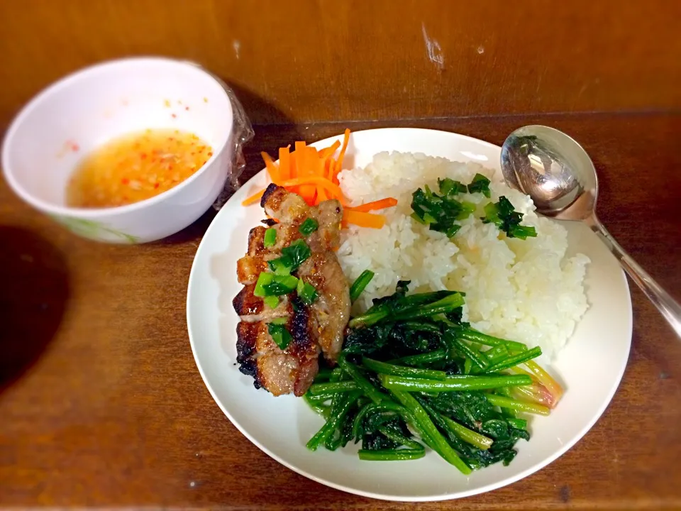 Snapdishの料理写真:com tam suon|giang jeanさん