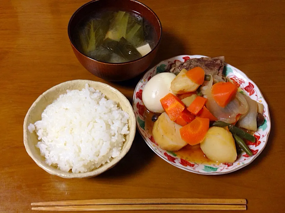 肉じゃが.小松菜のお味噌汁|めいさん