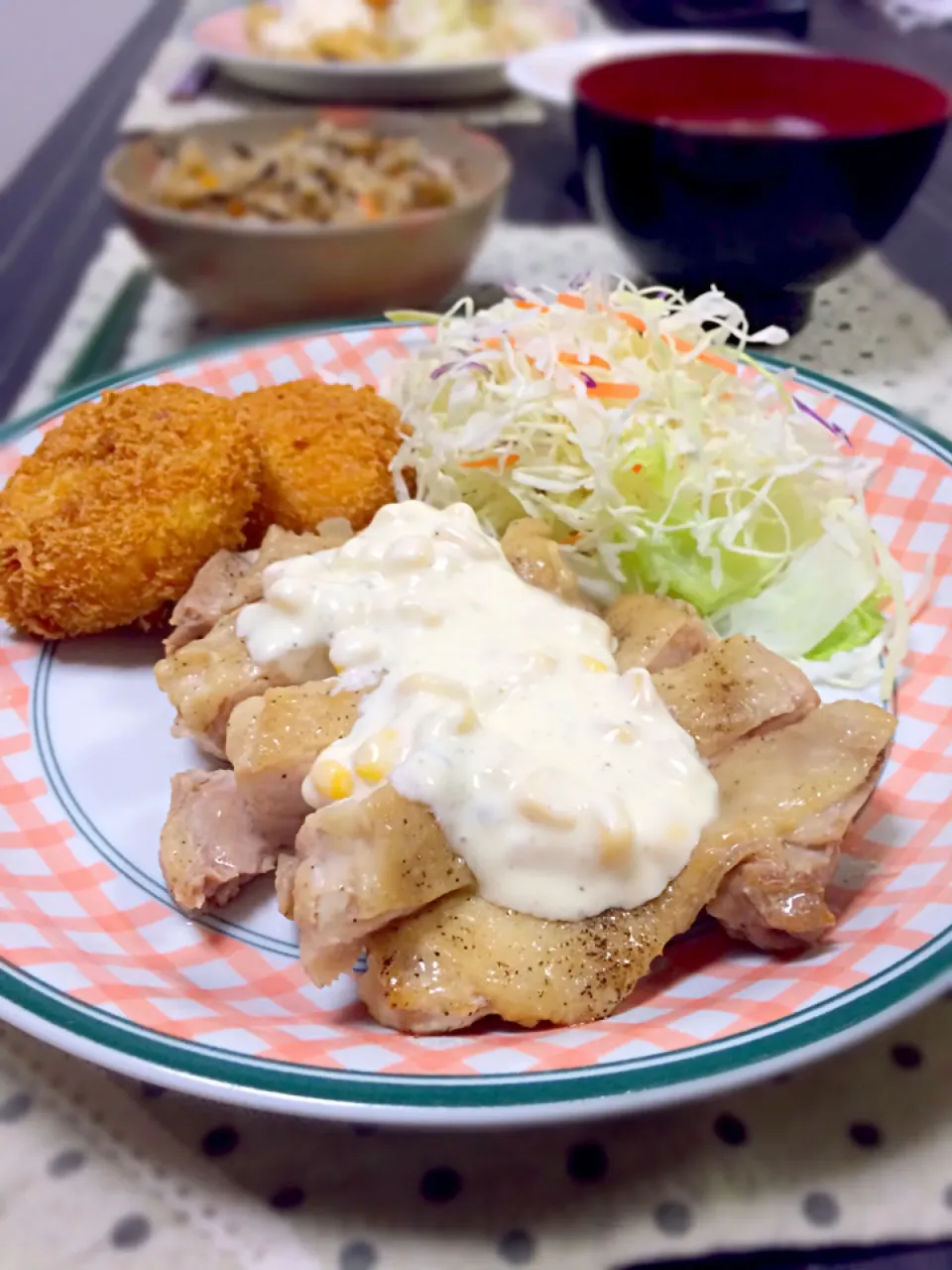 Harunaさんの鶏もも焼きのコーンマヨがけ♡|さくらさん