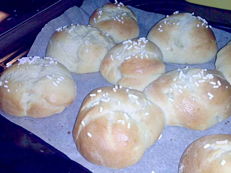 treccine dolci con lievito madre... <3|Daniela Nicoliniさん