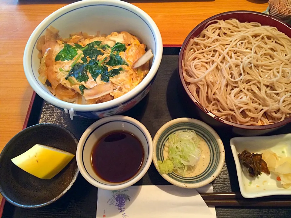 鶏ゴボウ丼蕎麦セット|uchikawa hiroshiさん